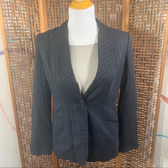 Ann Taylor Jackets & Blazers - 💥💥 ANN TAYLOR Pinstripe Blazer Size 6P